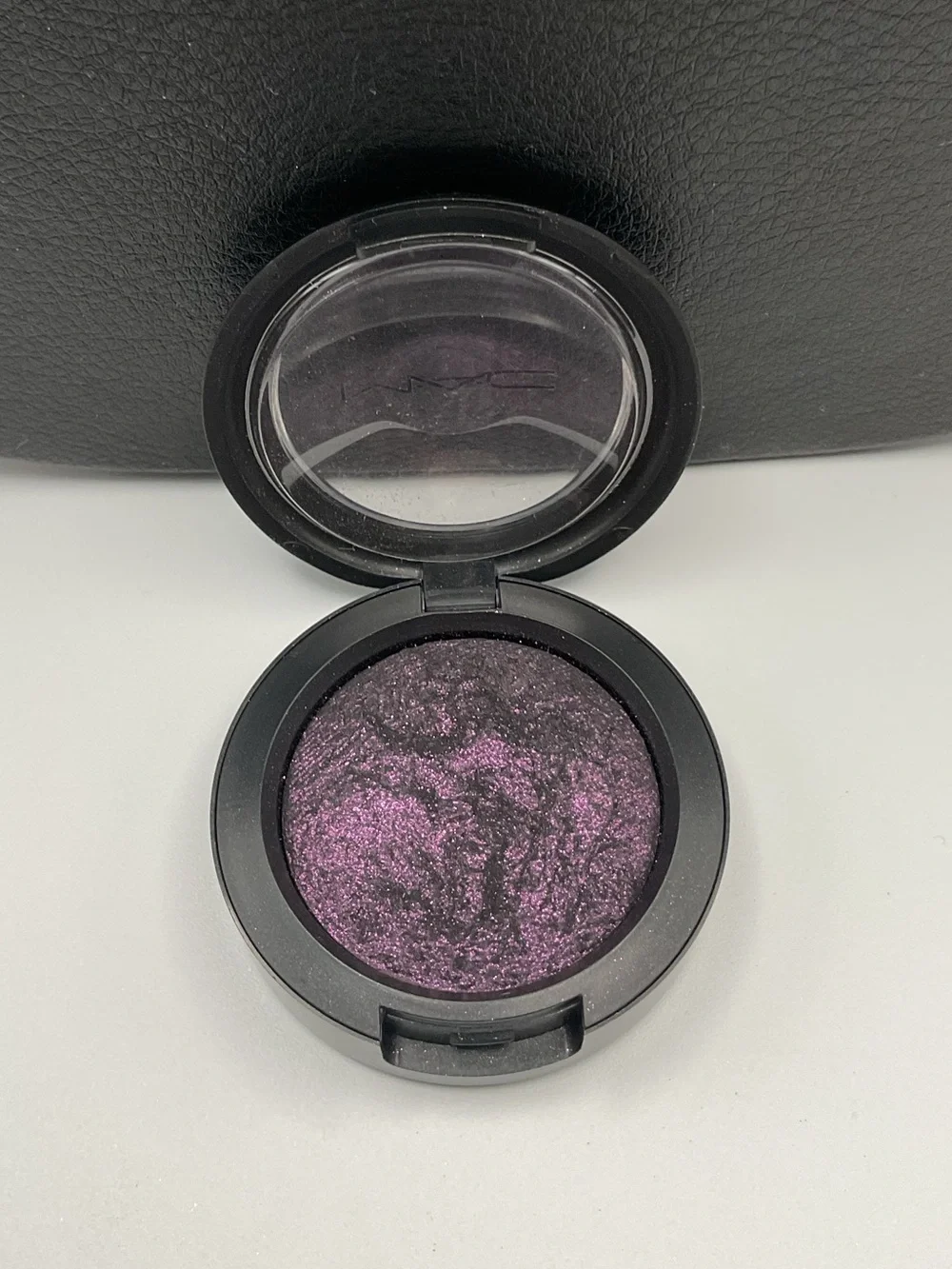 MAC Cosmetics Mineralize Eyeshadow in Young Punk - BNWOB & Limited Edition